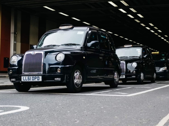 Komunitas london laxi