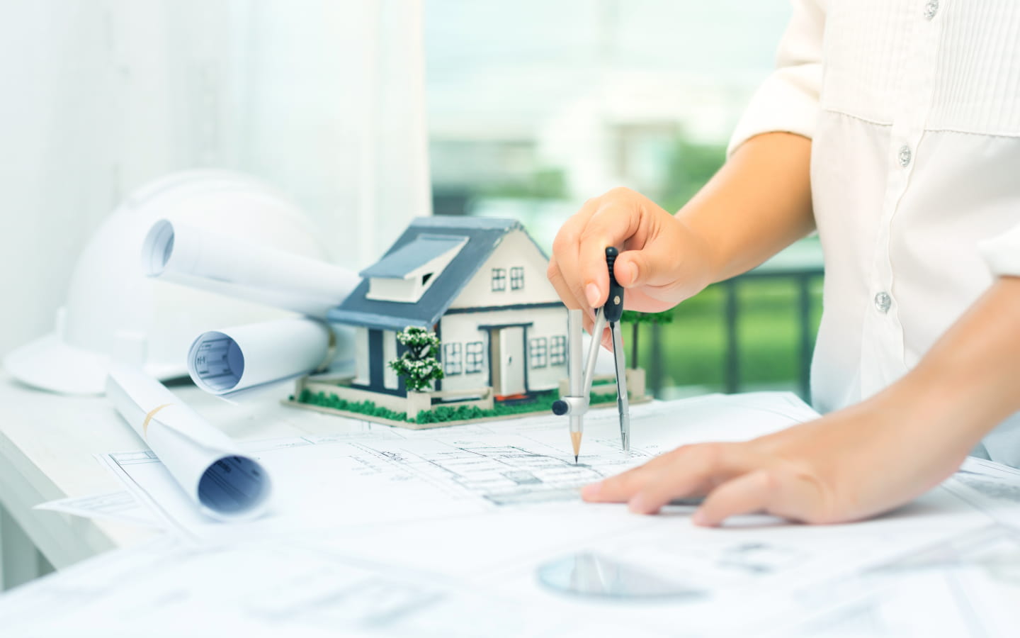 perbedaan desain rumah modern